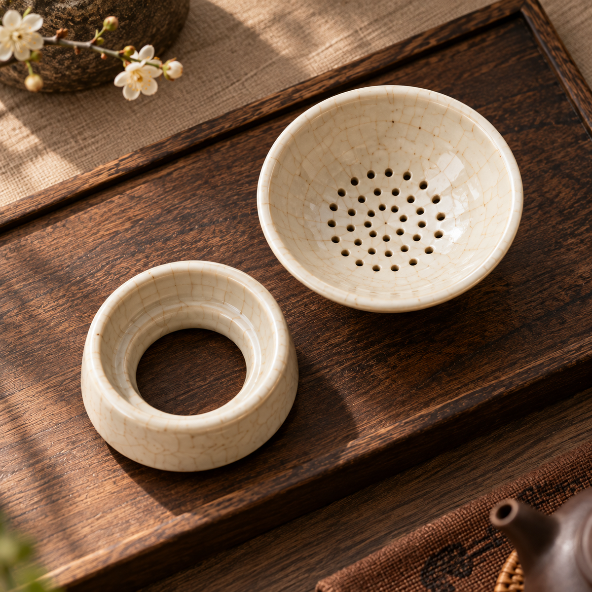 Ivory Ceramic Tea Strainer With Stand